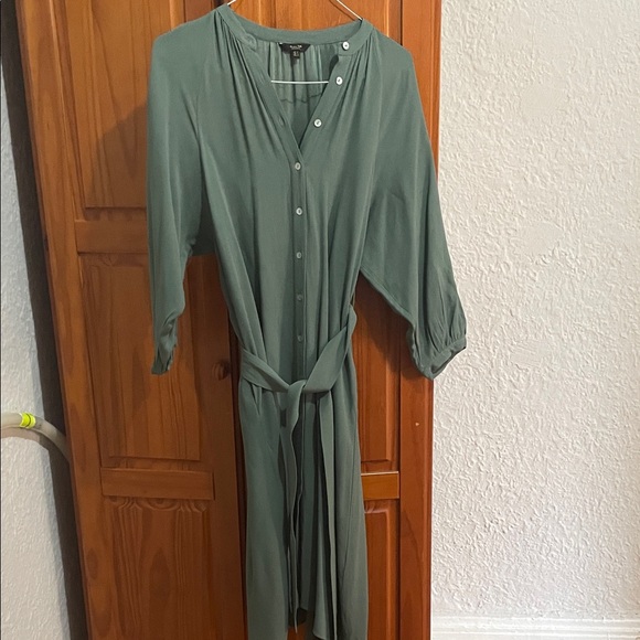 Massimo Dutti Dress - Picture 1 of 3